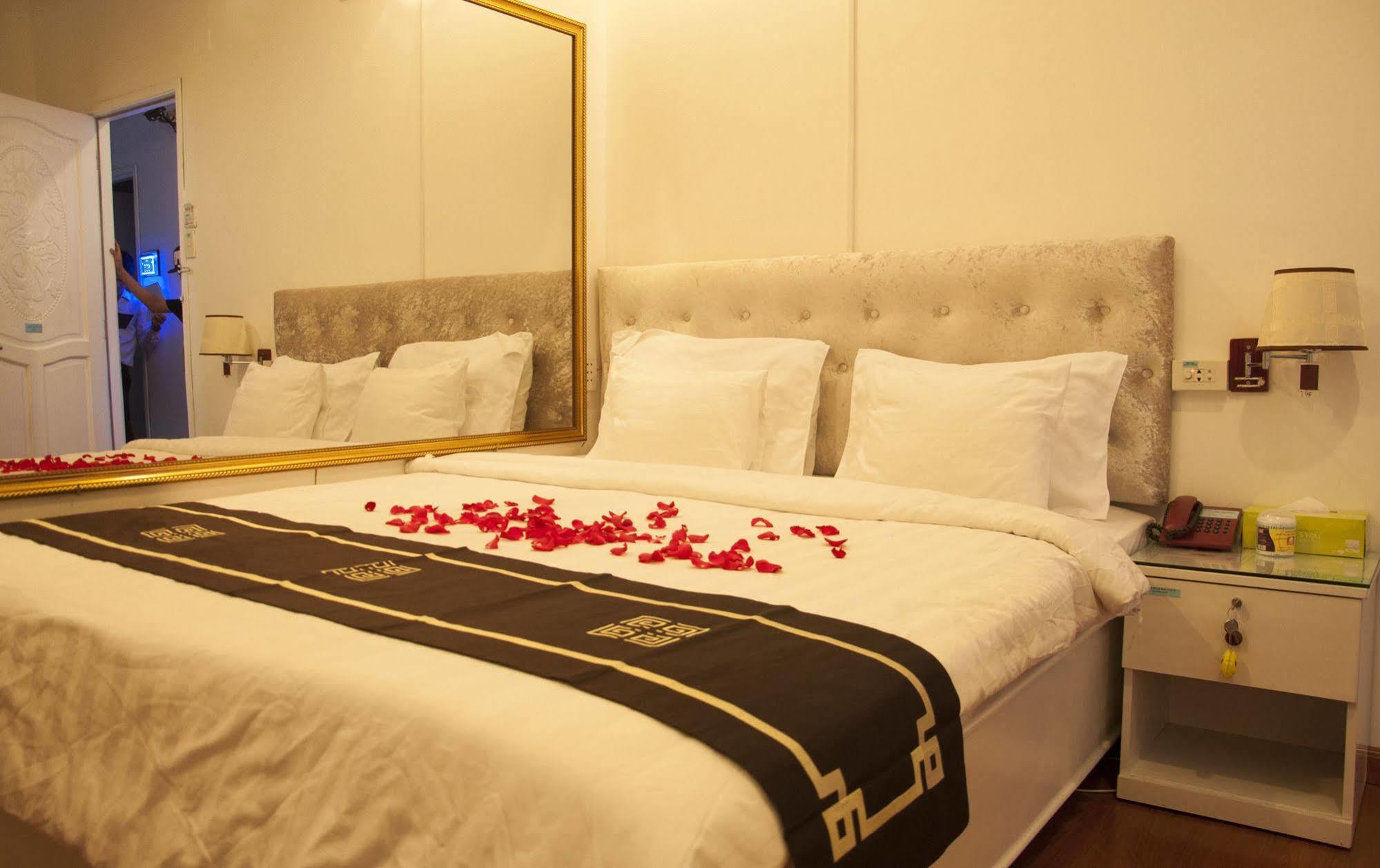A25 Hotel - 274 De Tham Thành Pho Ho Chí Minh Esterno foto