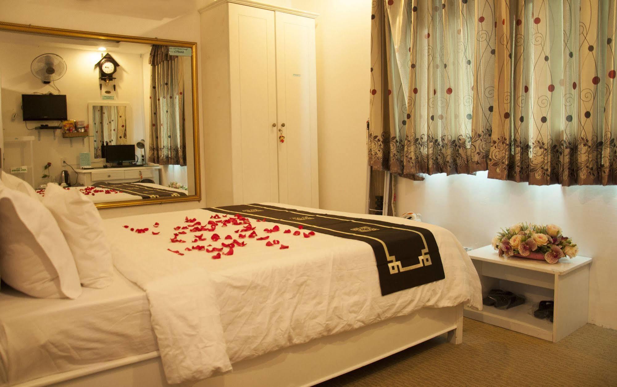 A25 Hotel - 274 De Tham Thành Pho Ho Chí Minh Esterno foto