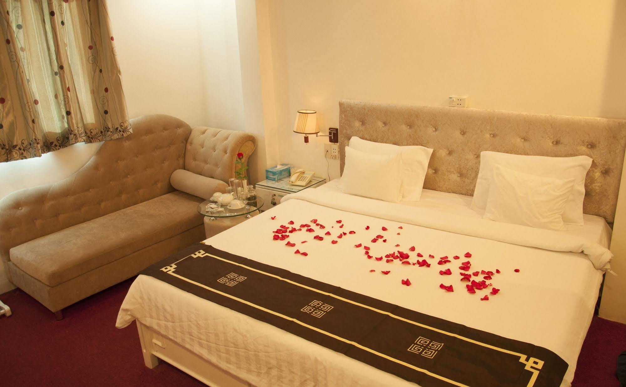 A25 Hotel - 274 De Tham Thành Pho Ho Chí Minh Esterno foto